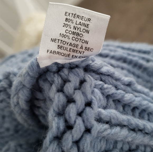 SEA Sweater - Picture 7 of 7